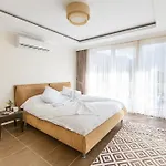 C1 Apartment *