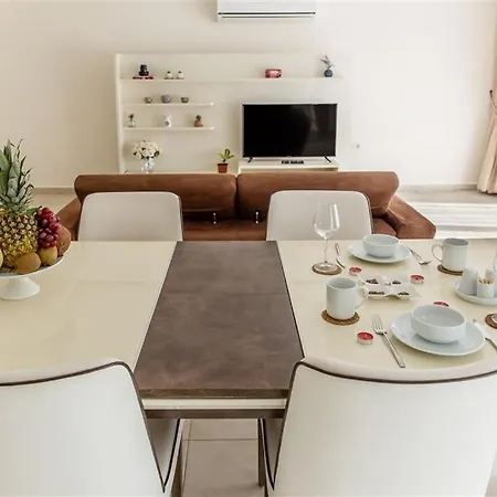C1 Apartment